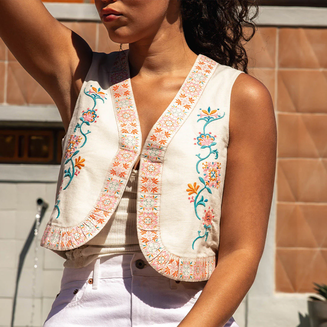 Frontier Vest - Image 4